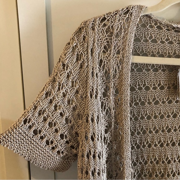 3/$20 Cleo Taupey Beige Summer Sweater NWT - Picture 3 of 16